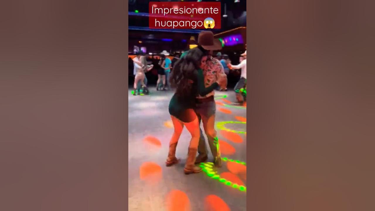 impresionante pareja bailando huapango,tienes que verla