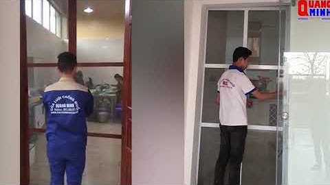 Cửa lưới chống muỗi dạng mở quay