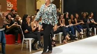 Desfile Shopping Cerrado