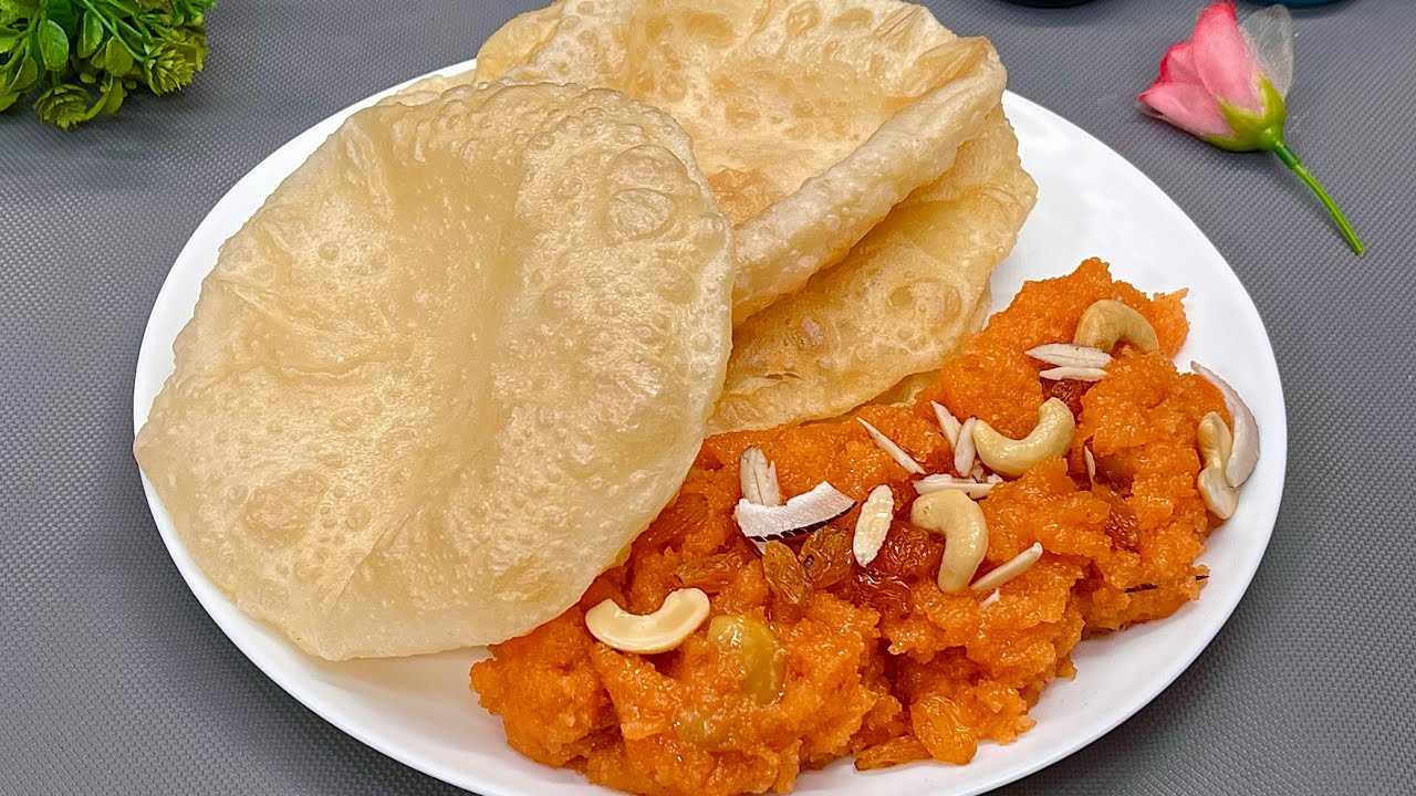 Suji Ka Halwa Aur Soft Puri Ki Recipe Halwa Puri Combo Recipe SAMREEN SABAH YouTube