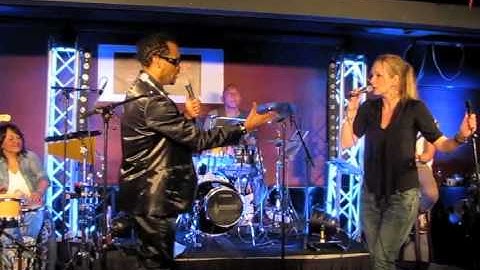 how do you keep the music playing sung by Hugh Kanza & Marlayne at Marlayne Maal 3 session.m4v