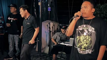 Bahay Katay - Parañaque Rebelz - Rap Song Competition @ Giniling Festival Pt. 1