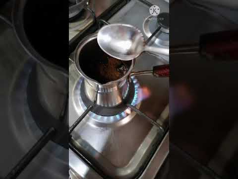فاضي شوية نشرب قهوة ف حتة بعيدة
