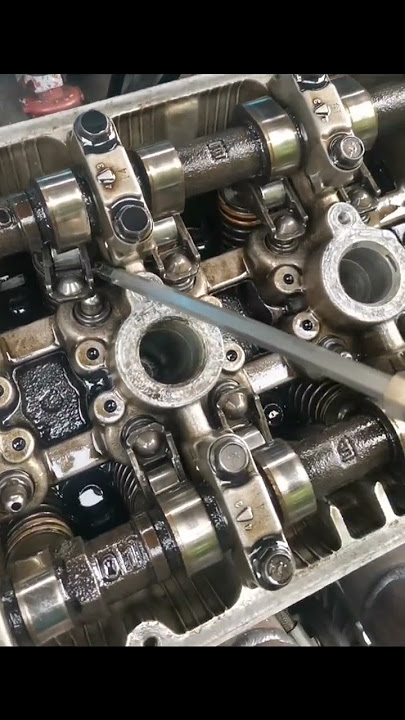 Hydraulic lifter/tappet removal. Easy to do at home #4gxxcommonproblem #mitsubishi4g93t