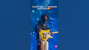 Sorry, Paise Pe Autograph Nahi Dunga☺️♥️ : Arijit Singh Live | Singapore 2023