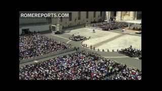 Pope explains how prayer can help people overcome their weaknesses