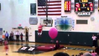 Benny the bull dunk