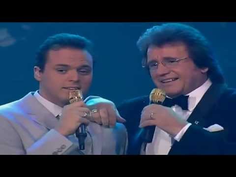 Lee Towers  & Frans Bauer  -   Mull Of Kintyre