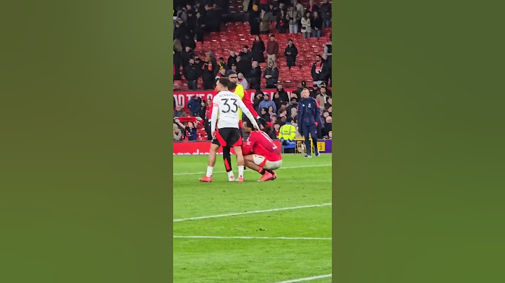 Joshua Zirkzee in tears after Manchester United's loss to Fulham