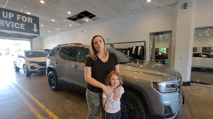 Review by Kristen: 2022 GMC Acadia at King O'Rourke