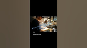Setting stones with stereo microscope