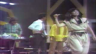 Ervinna - Secangkir Kopi (1986) (Aneka Ria Safari)