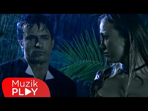 Yağmurum - Onur Mete (Official Video)