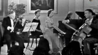 Download Piano Trio No. 1 Schubert - Andante Con Moto Video MP3 Piano Trio No. 1 Schubert - Andante Con Moto