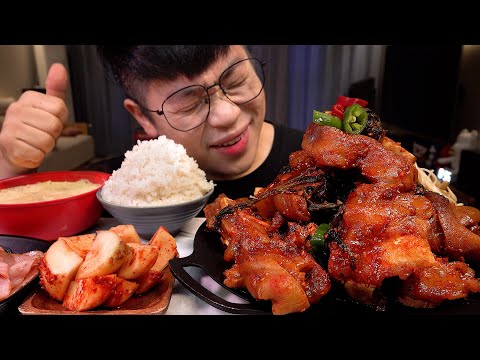 <strong>SUB</strong> 매운 우족찜 먹방 불닭소스 넣어 더욱 맵게 대박 레전드 먹방 Spicy braised beef feet mukbang <strong>Legend</strong> koreanfood eatingshow a