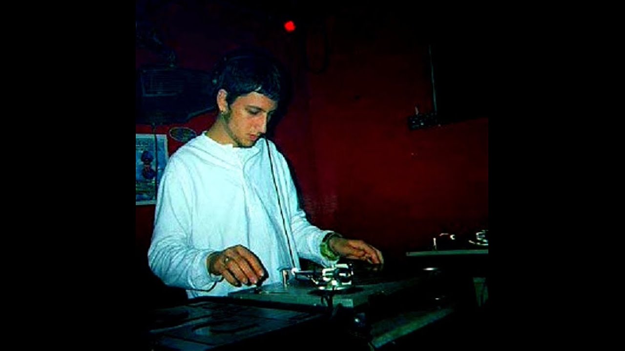 Stardust Music Sounds Better With You (DJ Flux Remix) YouTube