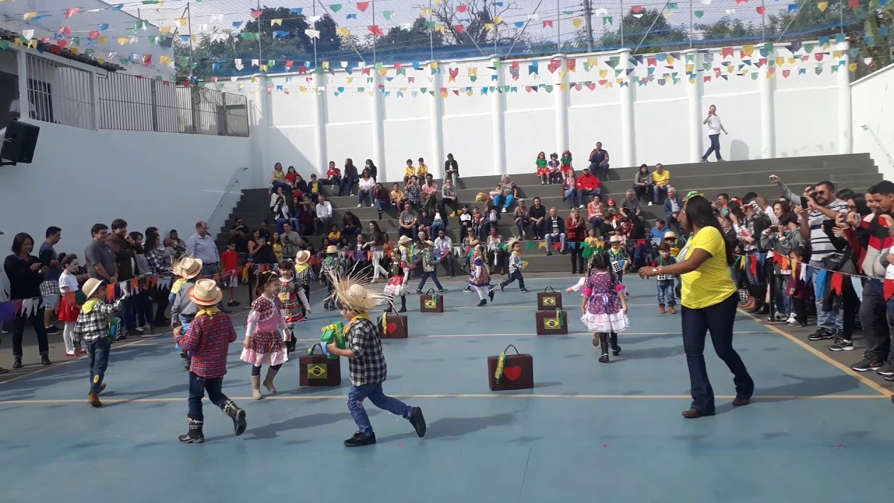 Mulher Chorona - Dança festa junina