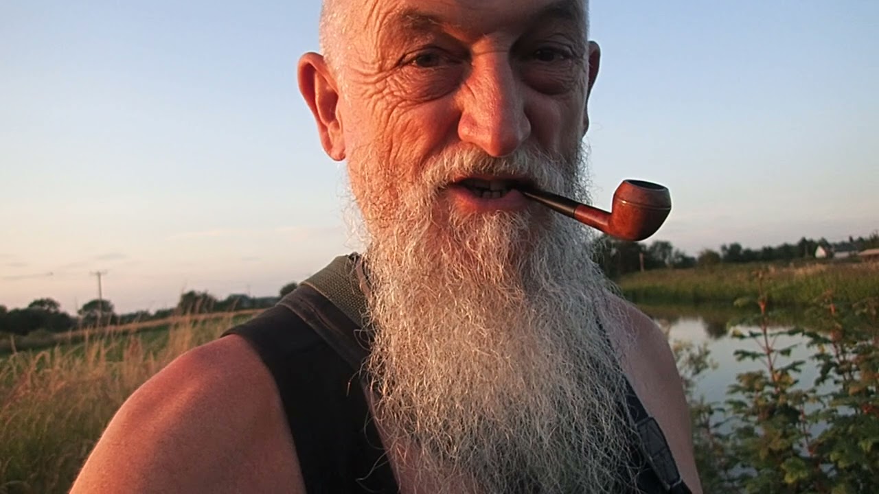 A walk by the canal with the Monty briar