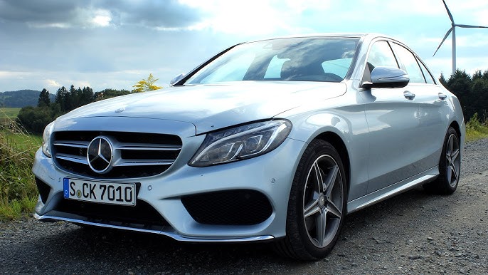 Mercedes-Benz C-Klasse mit Chic: Kevin will Meer: Ozeanblaue Folie