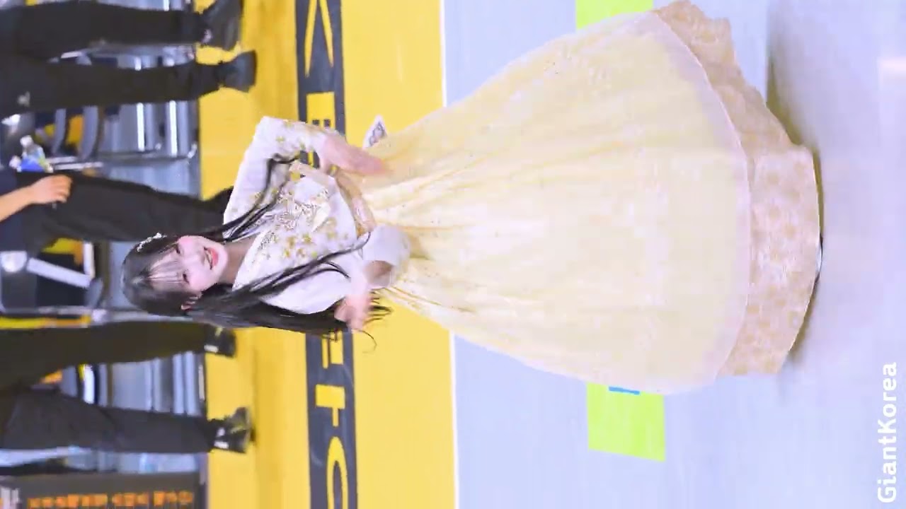 4K Fancam 정설아 치어리더 직캠 KB손해보험 무대공연 경민대학교기념관 260213