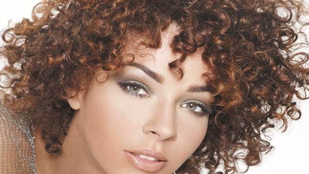 kıvırcık saç modelleri - YouTube