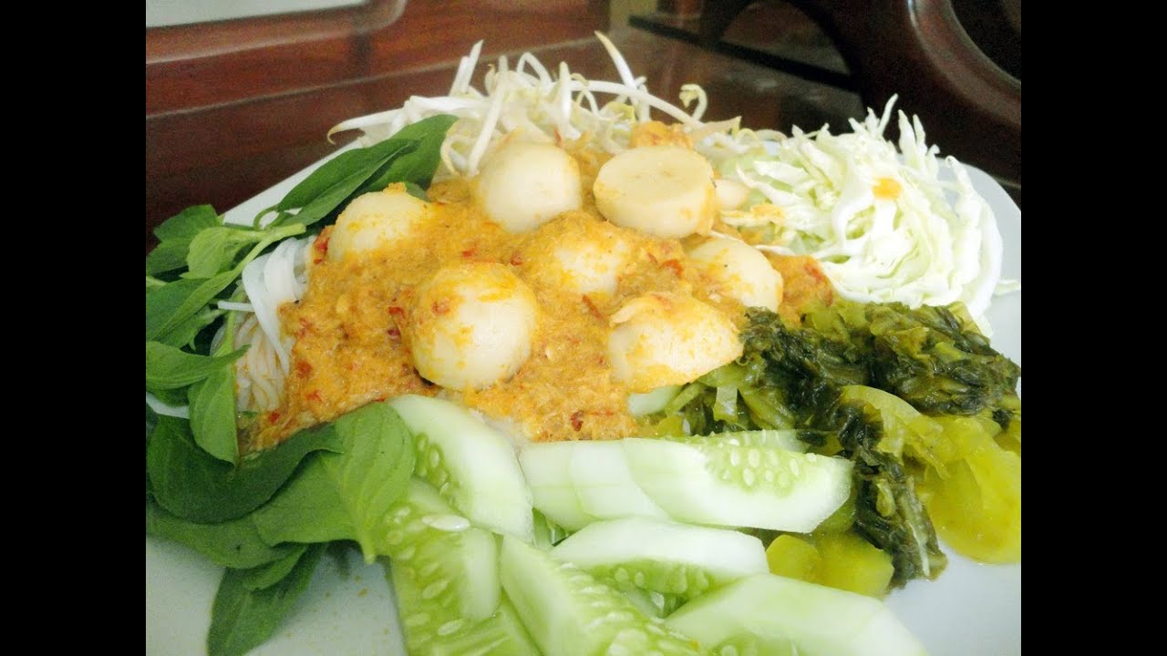 Thai Food Cooking Tutorial: Khanom Jeen (Fish Curry with Rice Vermicelli)