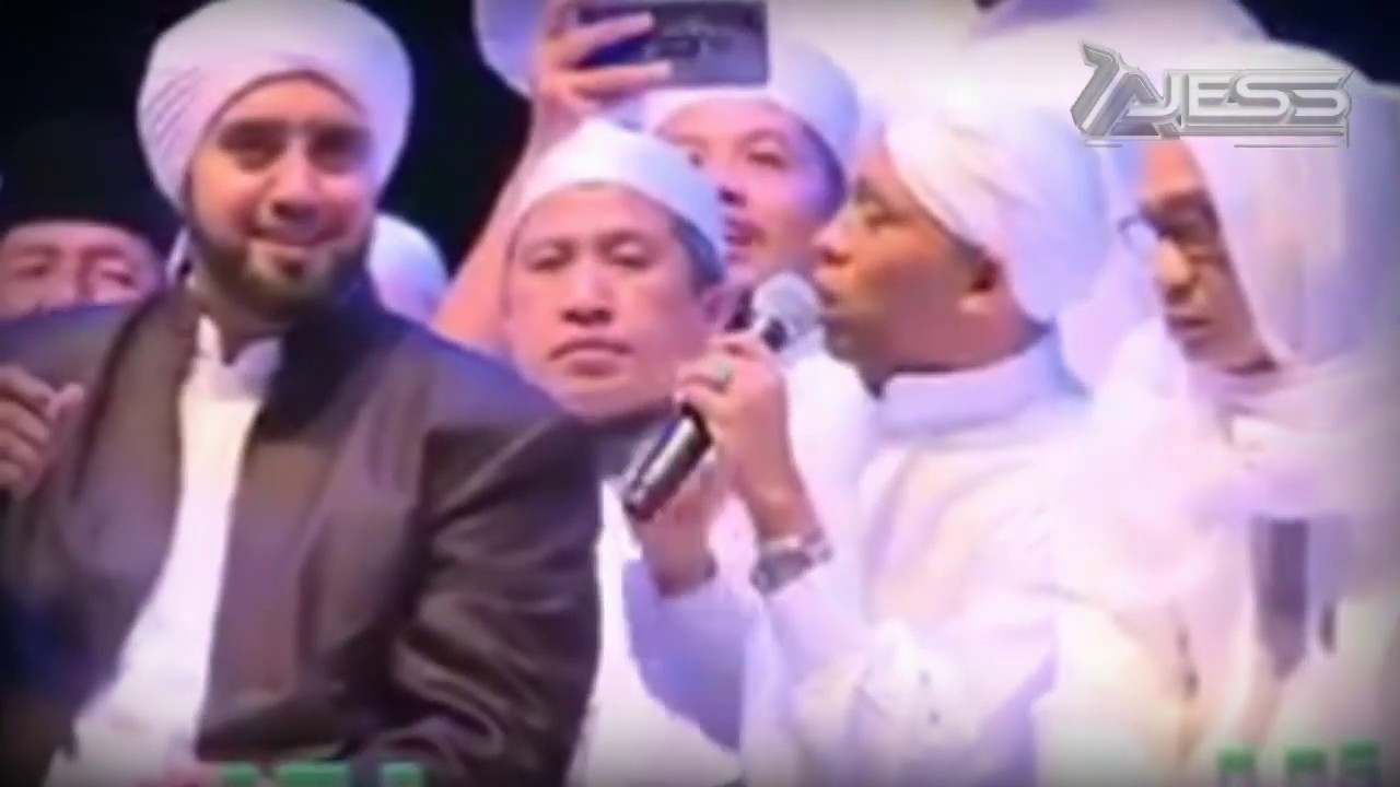 Sholli wasallim - live perform Habib syekh - guru mahmud - guru udin
