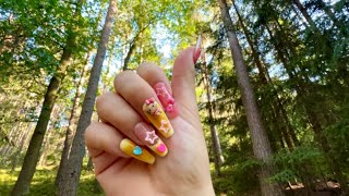 ASMR Outdoors in nature 🌲 camera tapping and scratching, no talking