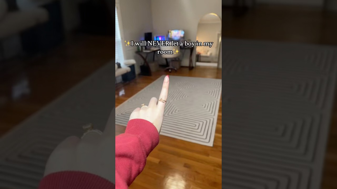 Я НИКОГДА НЕ ПУЩУ МАЛЬЧИКА В СВОЮ КОМНАТУ!