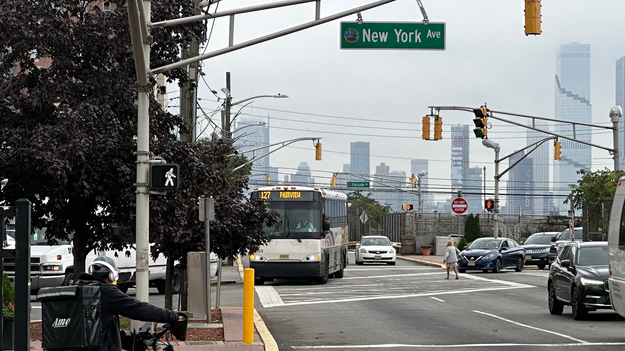 PM rush hour in Union City! - YouTube