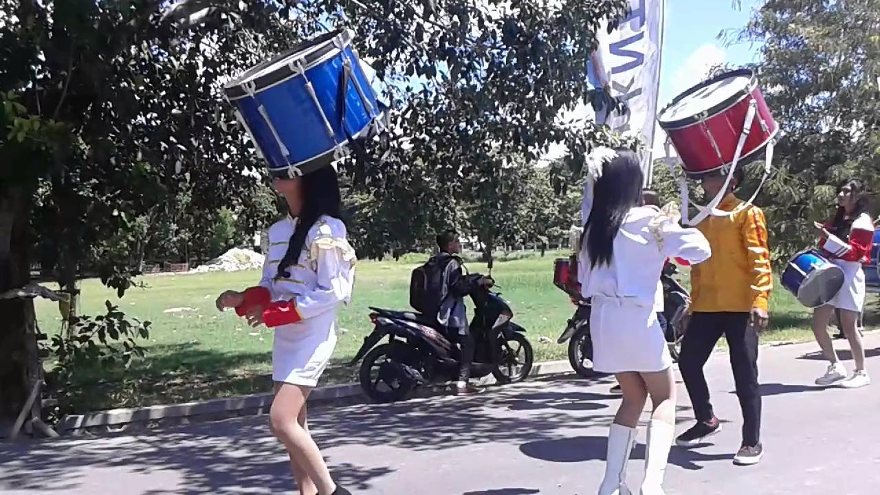 Drumband sma harekakae malaka...ultah bank NTT