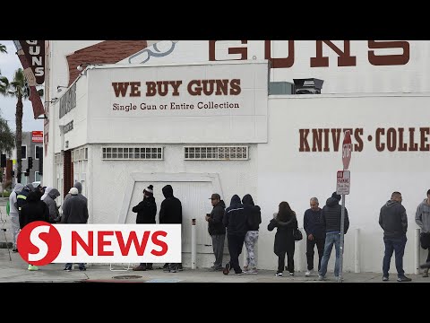 huge-queues-as-americans-buy-guns-and-ammo-amid-covid-19-outbreak