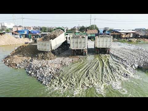 Mind Blowing land filling up Project Use bulldozer shantui and Dongfeng truck delivery unloading