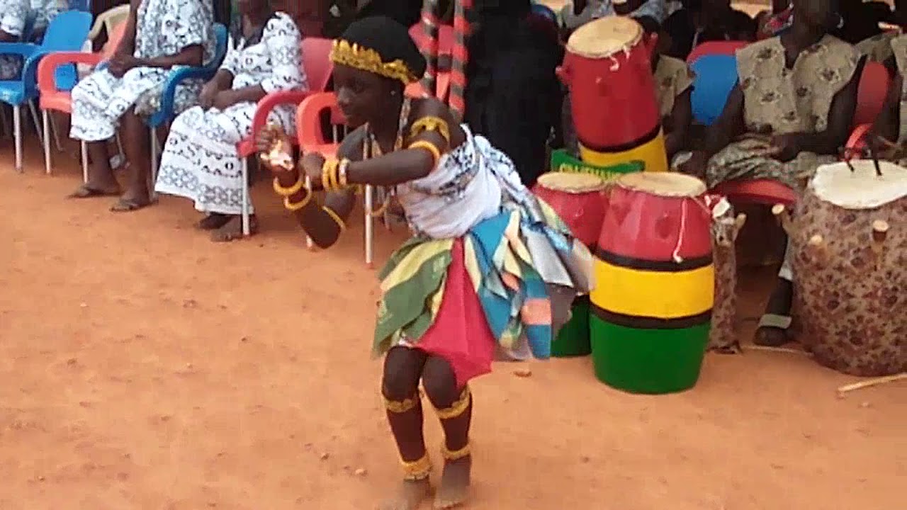 OBOTANTIM DRUMMING SPIRIT ATTACK DOLLAR ON STAGE