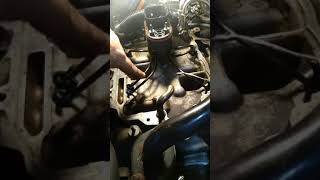 how to remove spider injection  lugs from intake  without removing intake manifold vortec 4.3,5.3