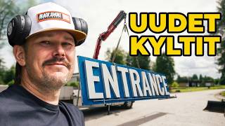 BLACK SMOKE ARENALLE UUDET KYLTIT - Paavo Teemu Hommissa