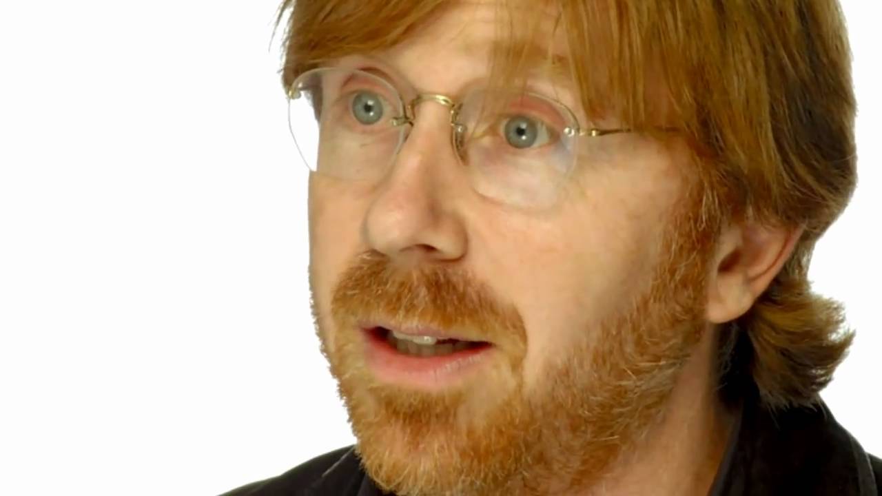 Phish Reacts to Glow Stick Wars