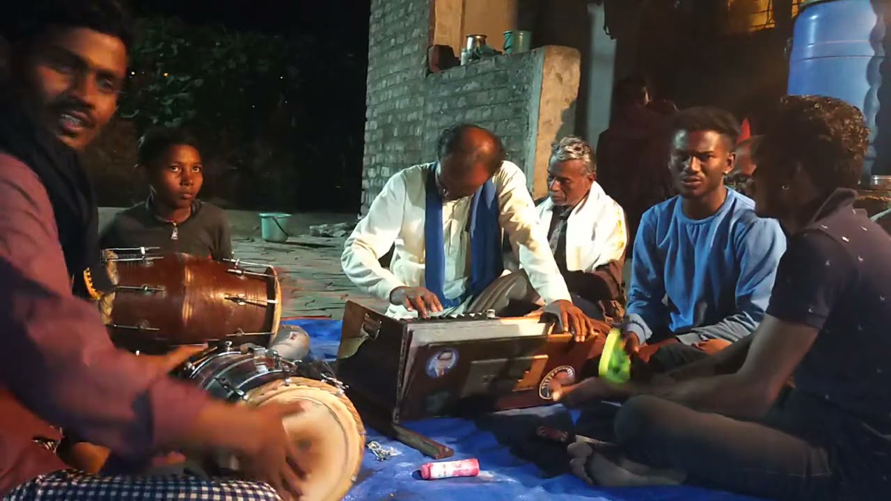 कुठे शोधू मी आई तुला ग! कशी सोडून गेली मला ग!#ramaisong #samajseva #भावपूर्णश्रद्धांजली