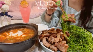ENG) Living alone vlog 🌿 Miso stew, cherry blossom, daily life, toast, Korean food, cooking lunchbox