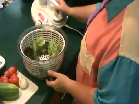 Westinghouse WST2002 SaladXPress Salad Spinner 