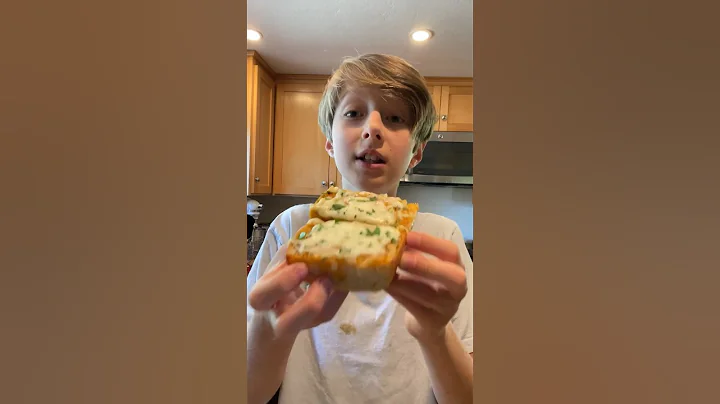 Gochujang Garlic Bread! #shorts #fyp #viral #food #cooking #chef #recipe #cheese #trending