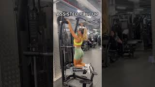 How to use the assisted pull up machine ✨💖 #fitness #workout #gym