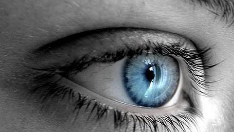 Como cambiar el color de ojos OSCUROS {Tutorial de photoshop}