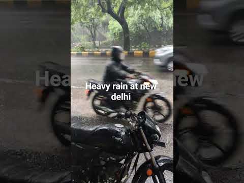 rain at new delhi