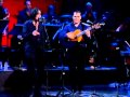 8-Ismael Serrano con Lichis - La extraña pareja.wmv