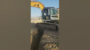 Excavator بیل مکانیکی 