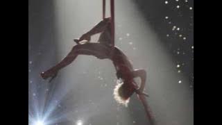 Pink - Glitter In The Air (HQ) (with lyrics)