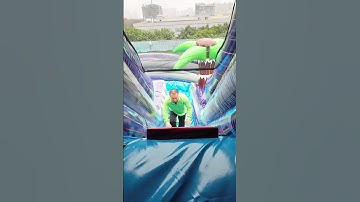 This slide is so smooth, it’s amazing! #waterslide #inflatable #inflatableslide #awesome