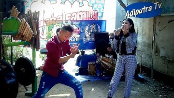 Mencug kembang boled - Nova Muara Family