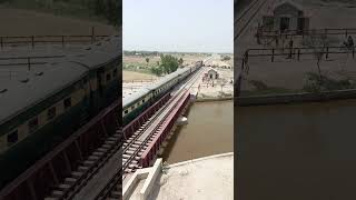 Amazing Track and Train Sounds on bridge #train #railway #indonesia #longtrain #tettnang #malaysia